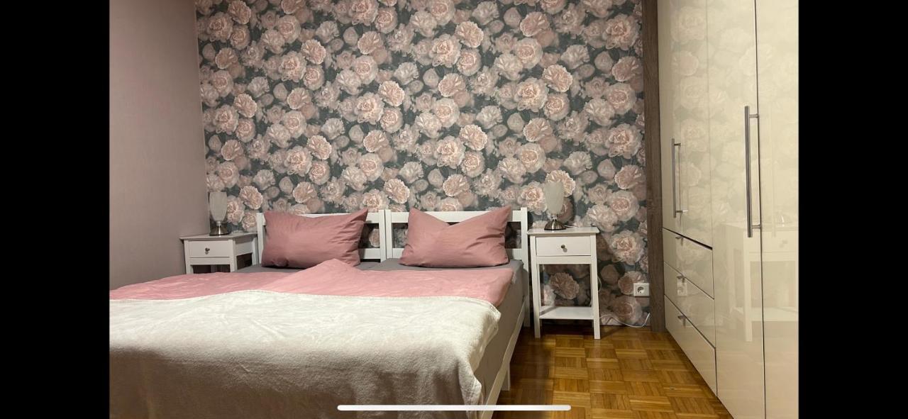 Ferienwohnung Lahntalblick Вейлбург Екстериор снимка